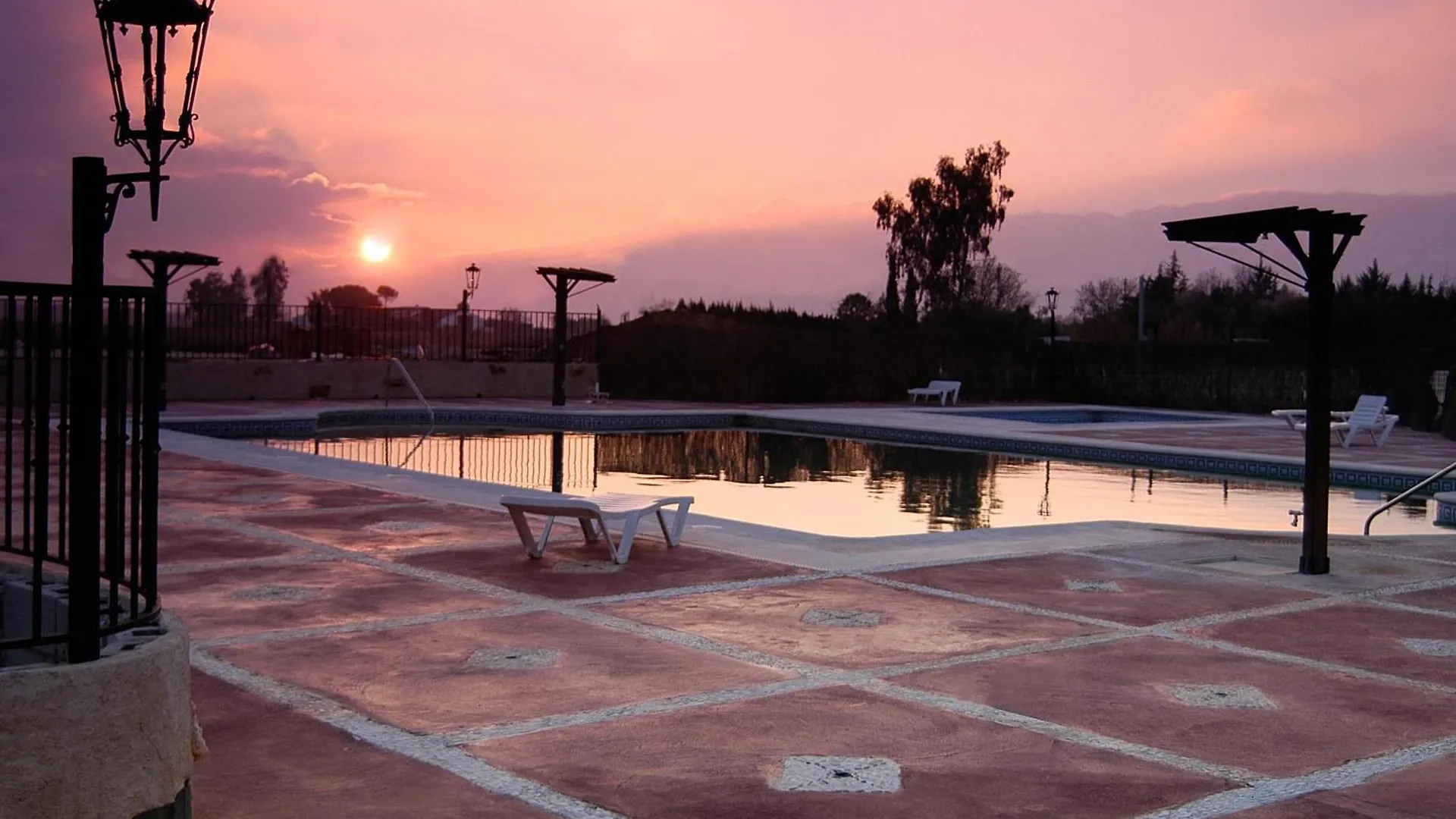 Hotel Rural El Cortijo Ronda 3*,